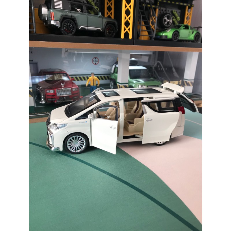 1:24埃尔法合金汽车模型 声光回力玩具车 个人收藏级精品车