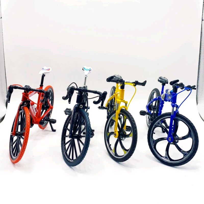 1：8合金自行车玩具
